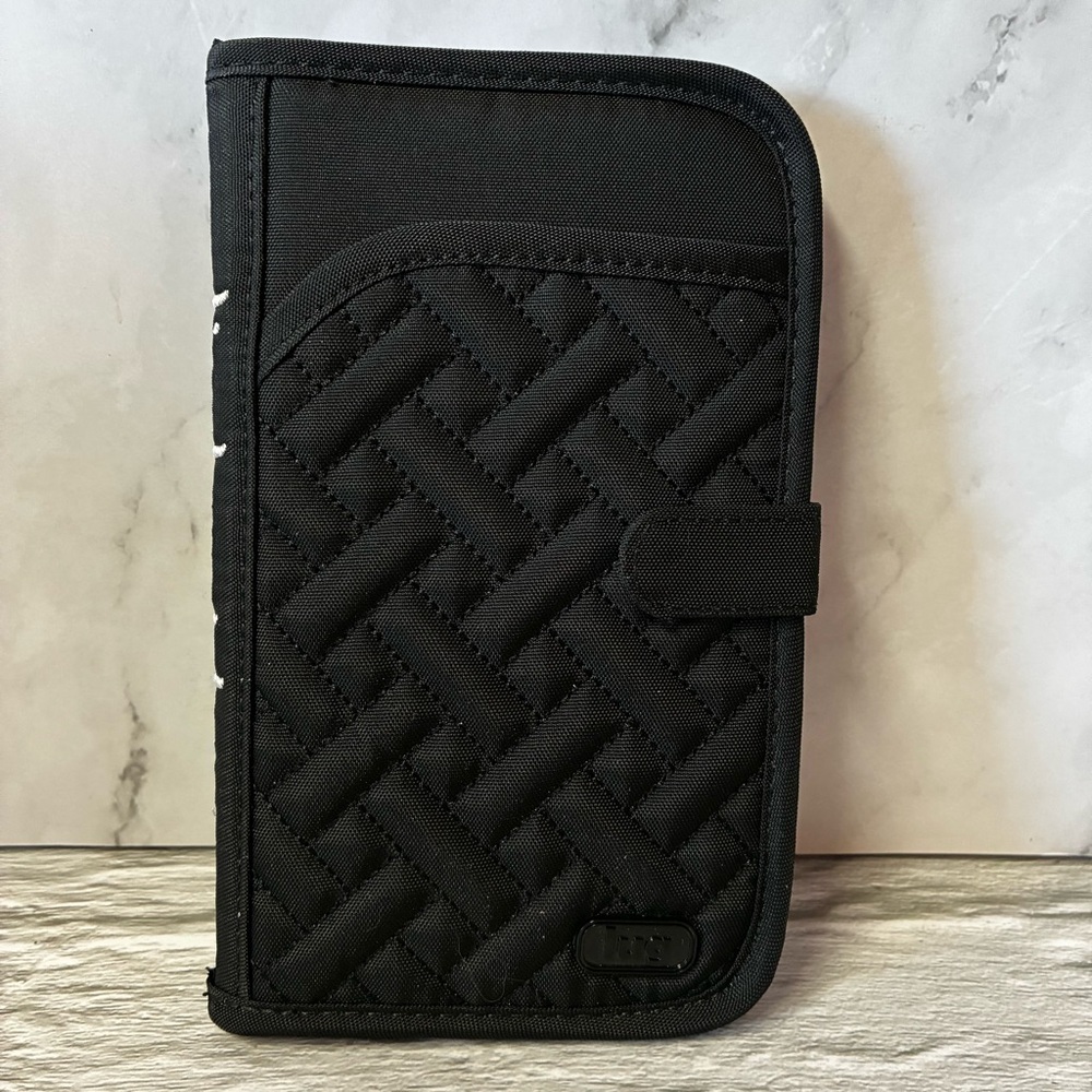 NWOT Lug Tandem Mini RFID Travel Organizer/Passport/Wallet Black Quilted
